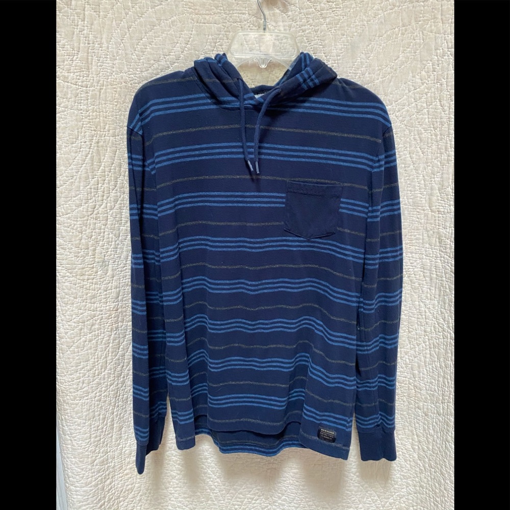 Quick silver hoodie size large